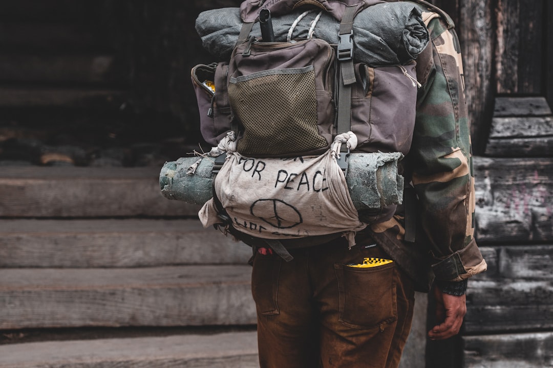 ghid de supraviețuire în aeroporturi aglomerate