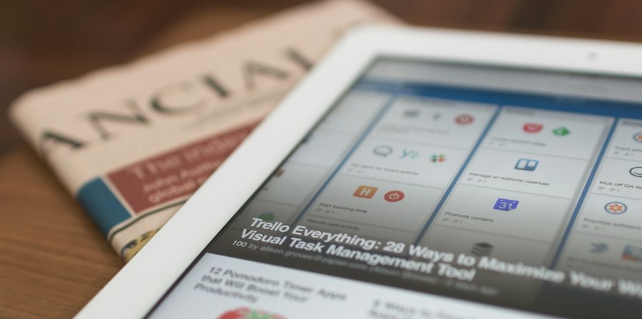 Photo online news reading tips